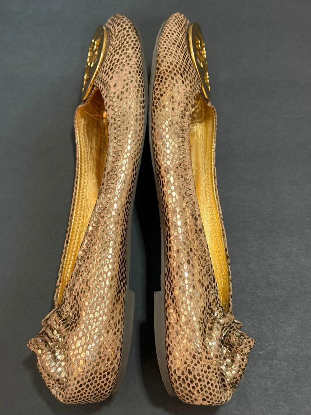 Tory Burch Reva Brown Metallic Snakeskin Leather Ballet Flats Gold Logo Size 9.5